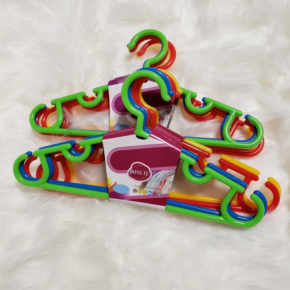 2 Pairs Of Toddler Baby Clothes Plastic Hangers
